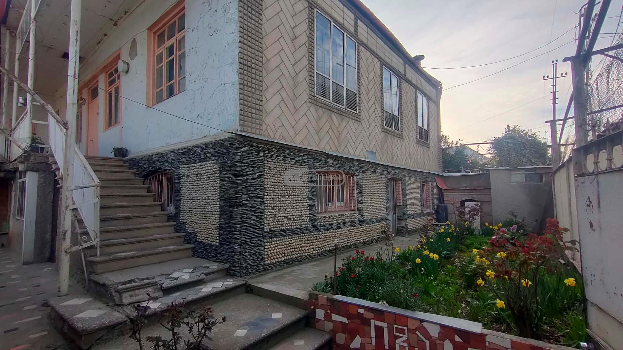 სახლი თელავში