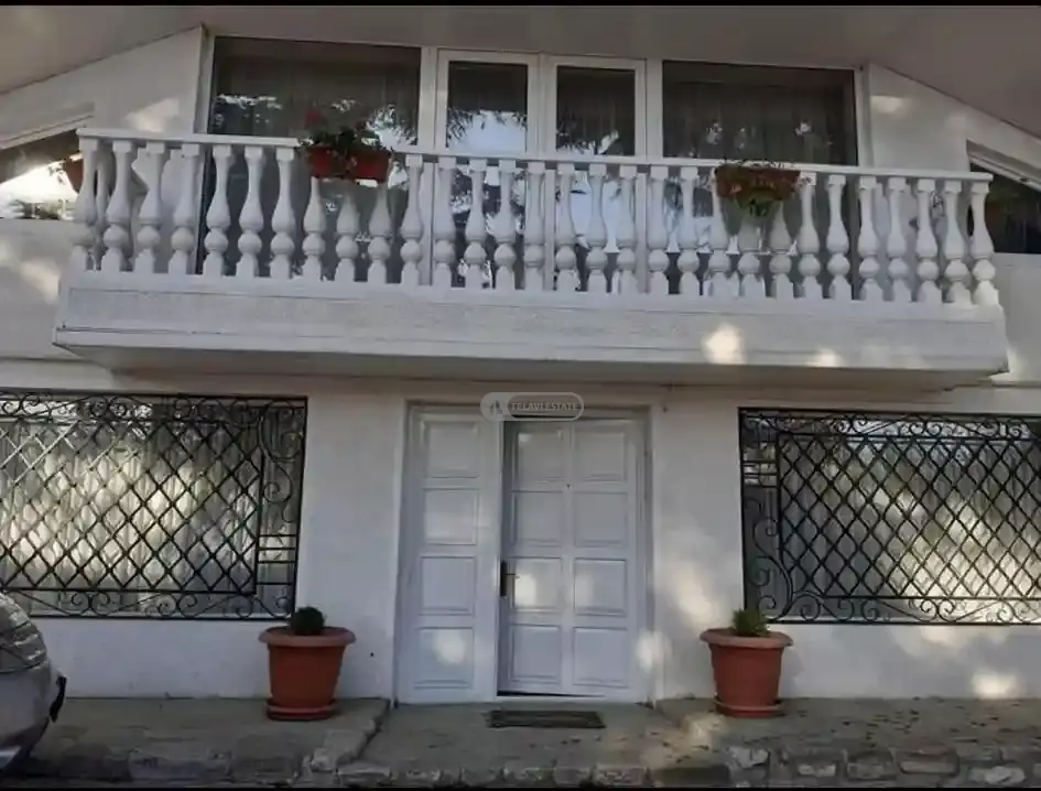 ქირავდება კეთილმოწყობილი სახლი თელავში