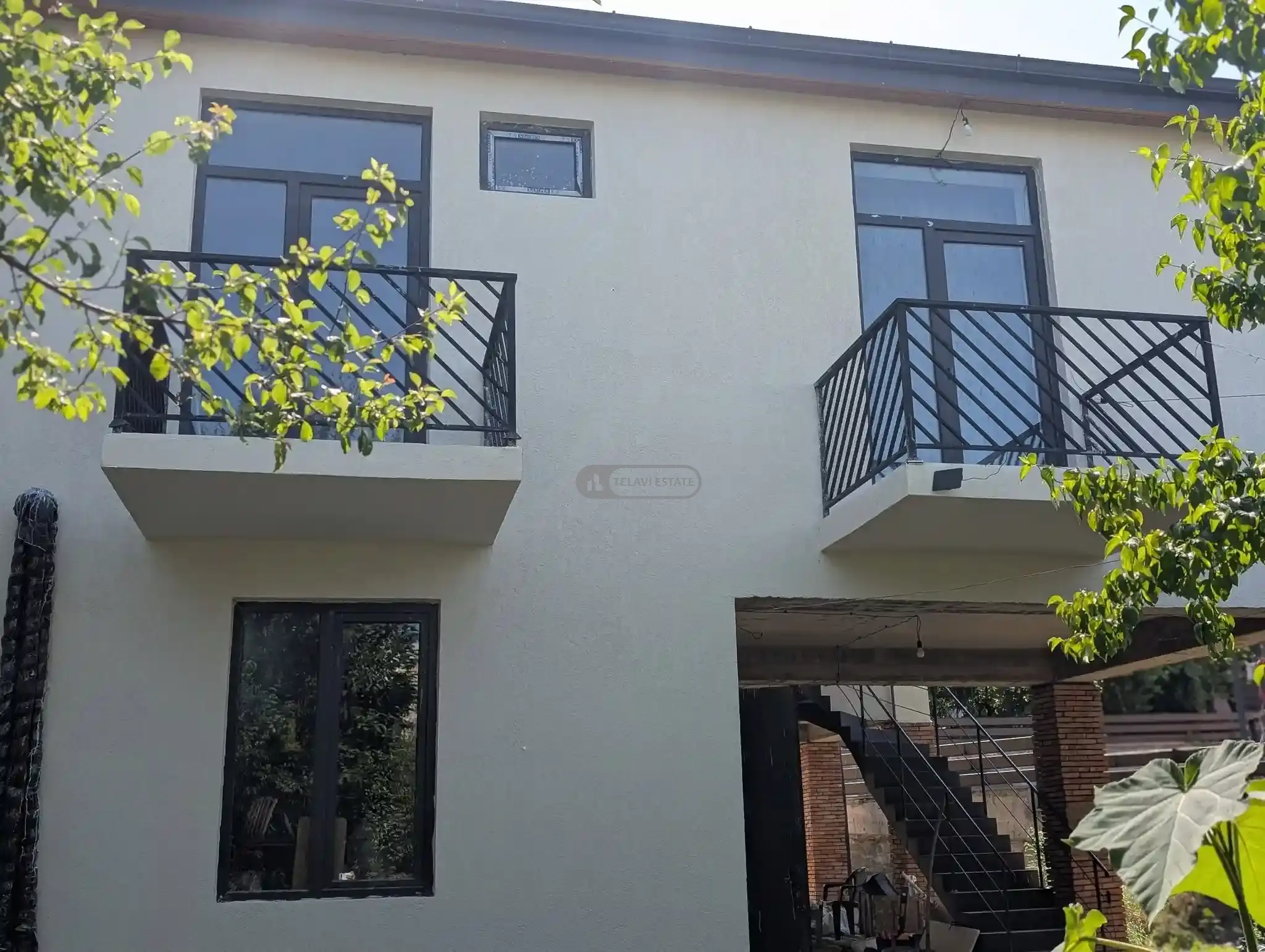 ახალი აშენებული სახლი თელავში