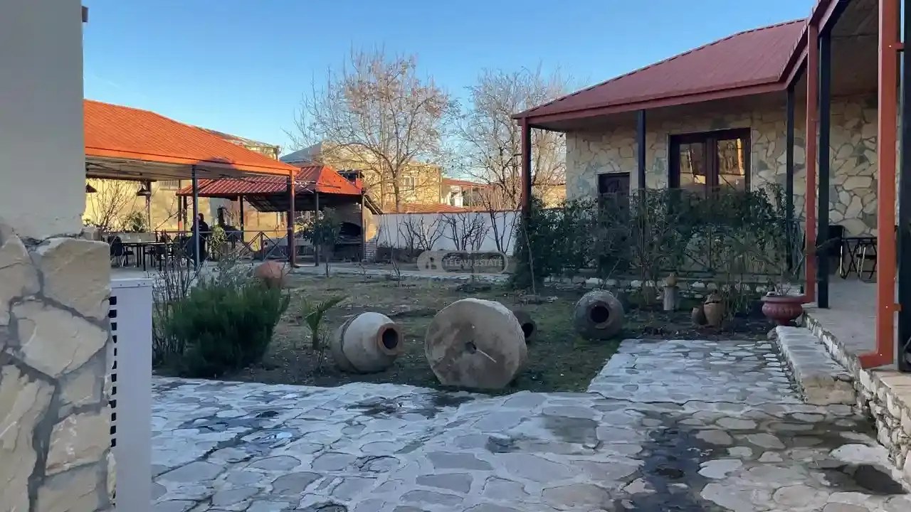 სასტუმრო ველისციხეში