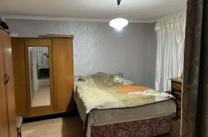 ქირავდება სახლი თელავში