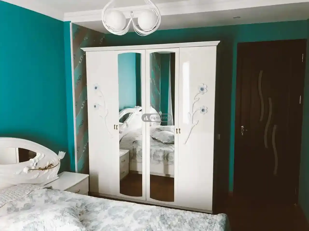 2 ოთახიანი ბინა ლოჯით თელავში